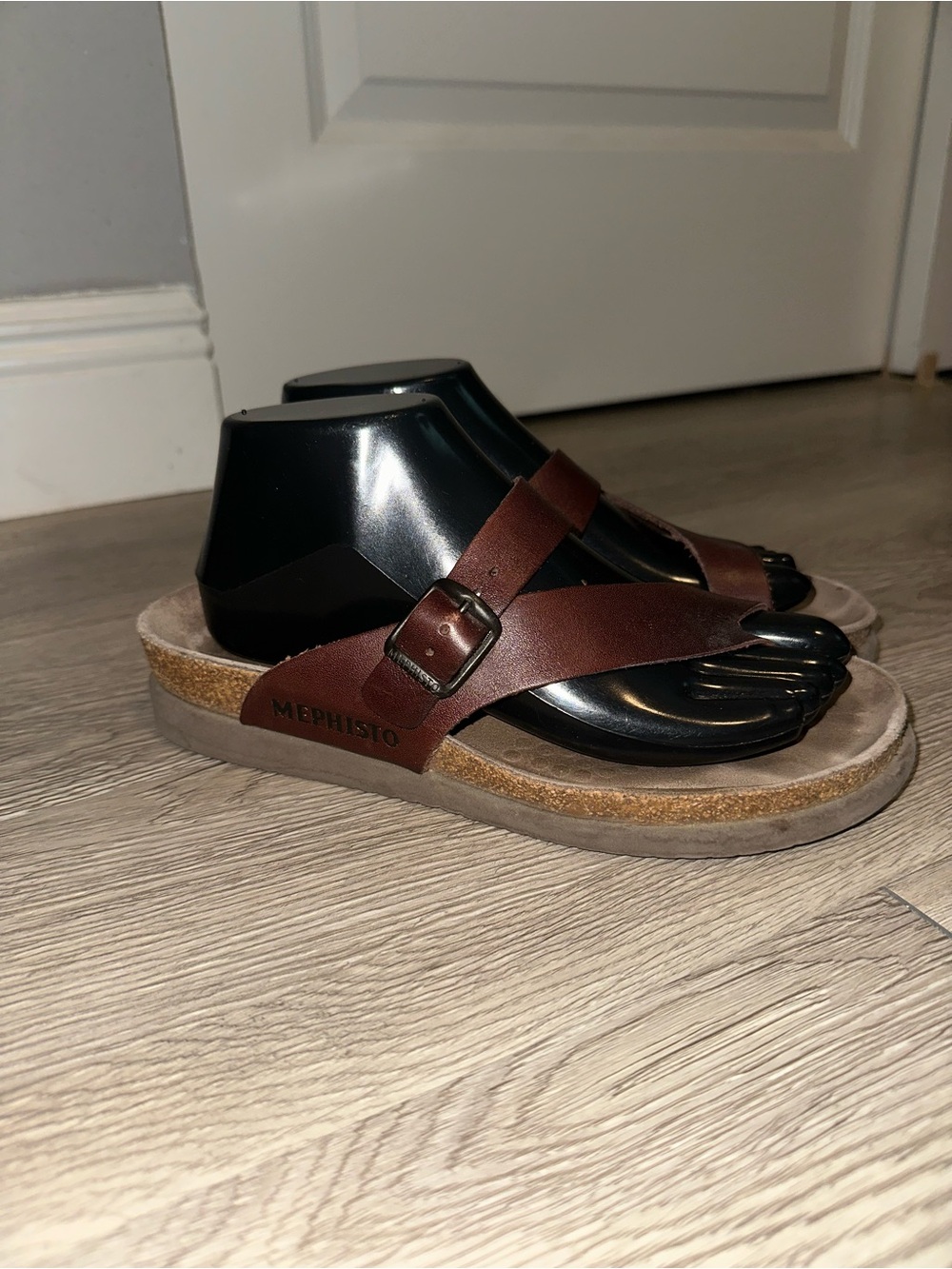 Mephisto Women's Helen Desert Brown Leather Adjustable Strap Sandals Sz 38